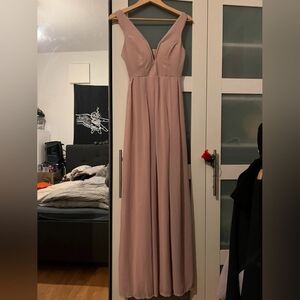 Sleeveless V-Neck Women's Dress in Dusty Rose